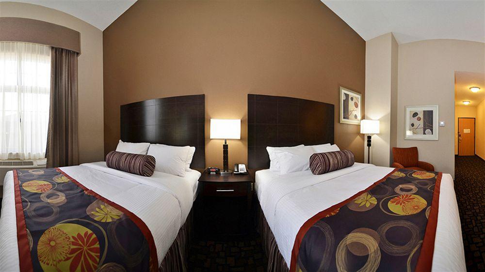 เบสต์ เวสเทิร์น โพลเวอร์-สตีเวนส์ พอยต์ โฮเทล แอนด์ คอนเฟอเรนซ์ เซ็นเตอร์ Hotel Plover ภายนอก รูปภาพ
